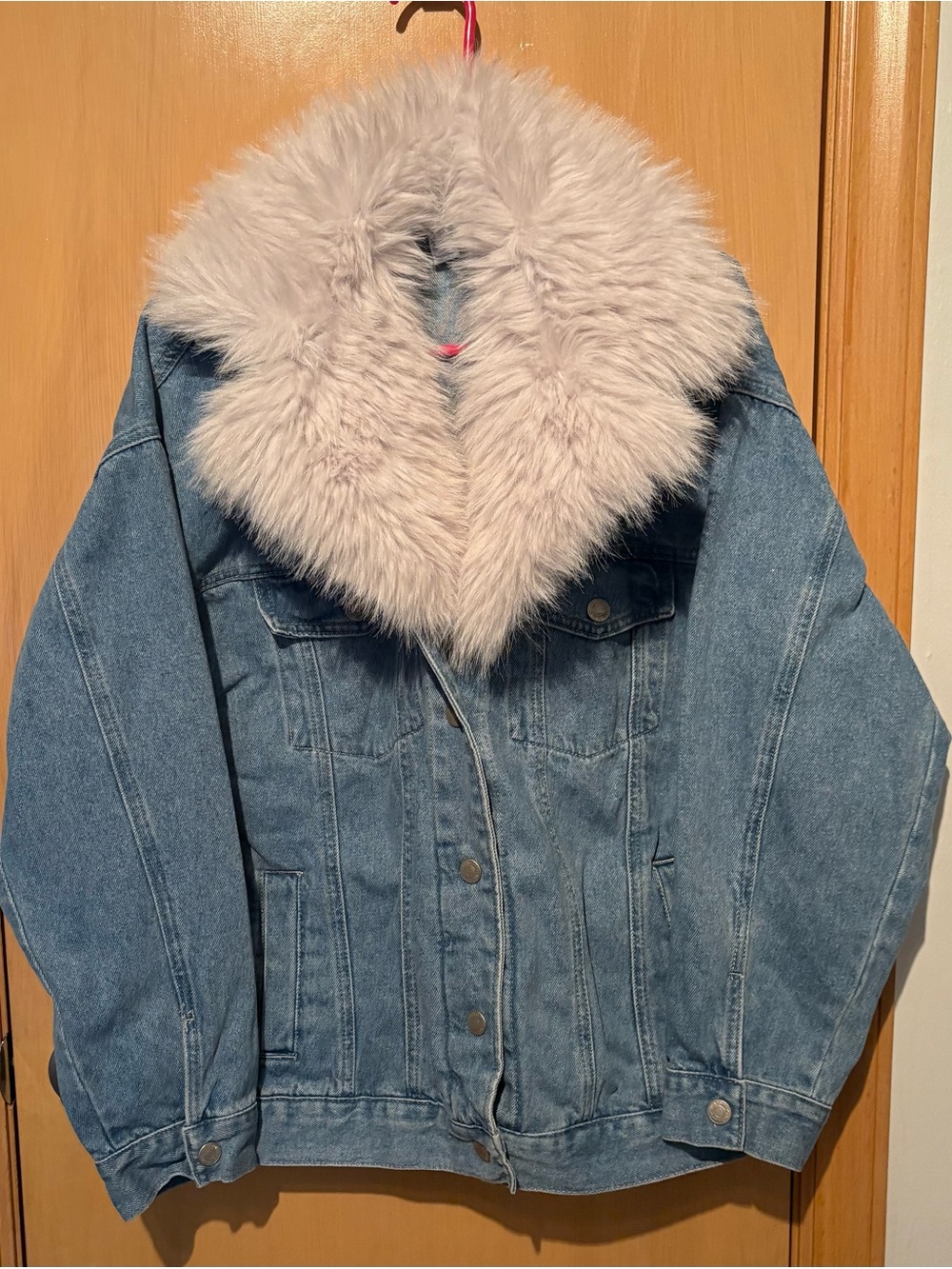 Forever 21 Denim Jacket with Removable Plush Faux Fur Collar - Light Blue Size M